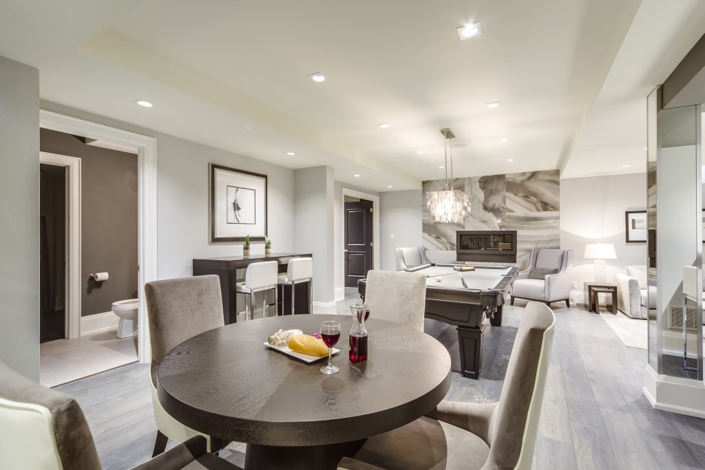 » Kleinburg Crown by Kelly Harvey Living