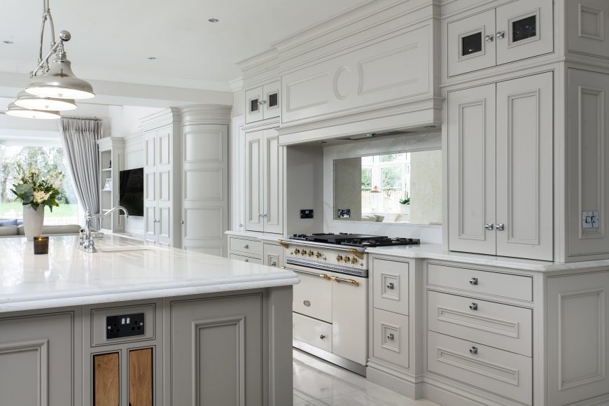 » Neo Georgian Residence by Jonathan Williams Luxury Kitchens & Bespoke ...